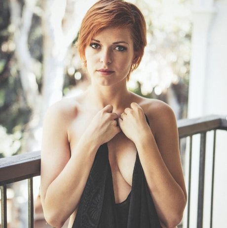 Amy Ellison free pornstar photos