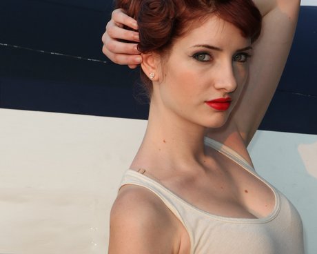 Susan Coffey porn model img