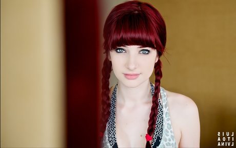 Susan Coffey model hot pics