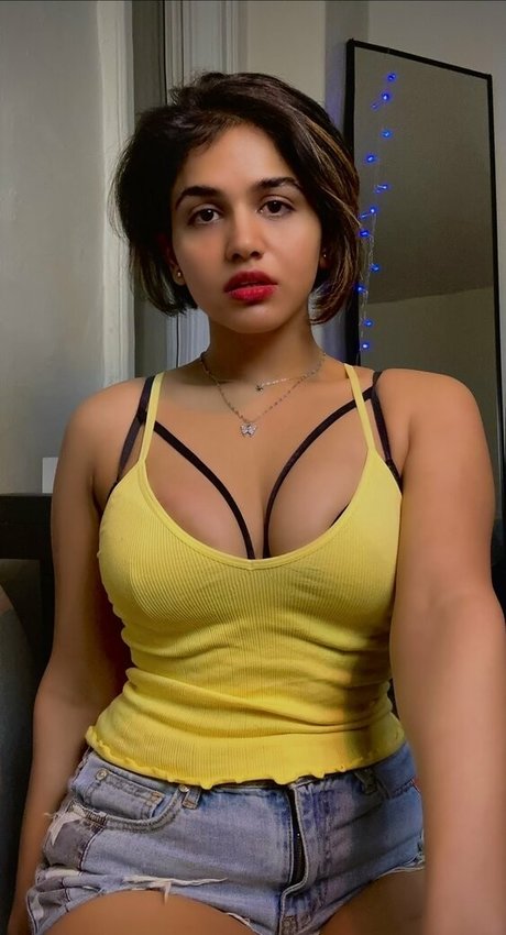 Little Grapefruit model porn galleries