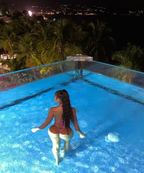 Chinese Kitty porn actress img