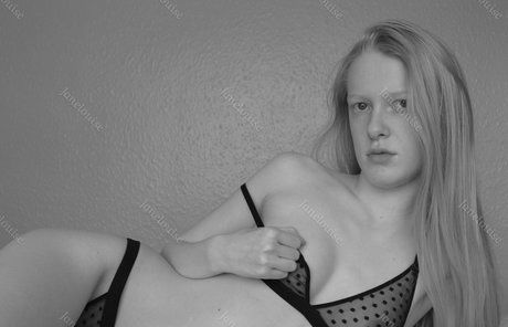 janelouisefree erotic actress archive