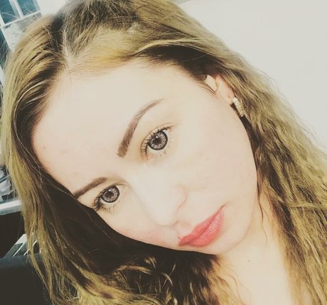 Reynalyn Torres adult model galleries