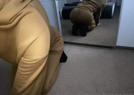 deluxe feets booty erotic pornstar photos