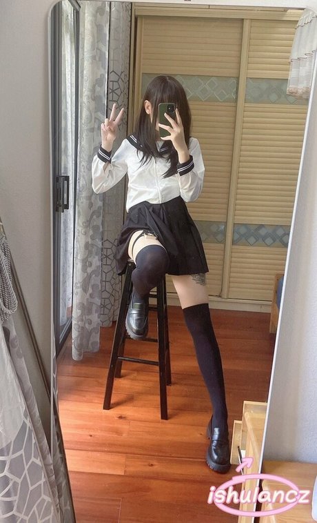 ishulancz123 model nice photos