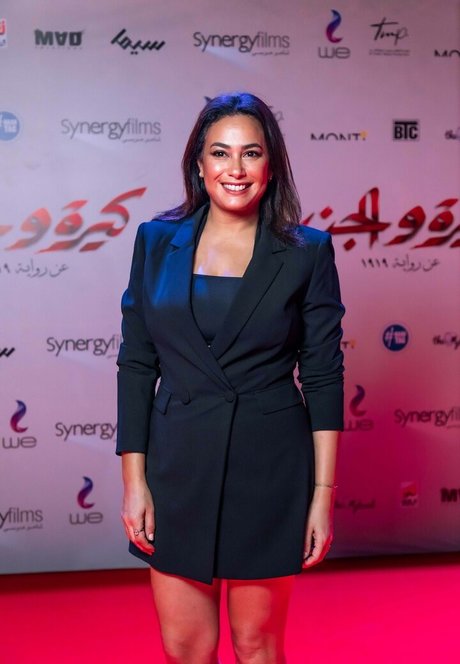 Hend Sabry sexy actress galleries