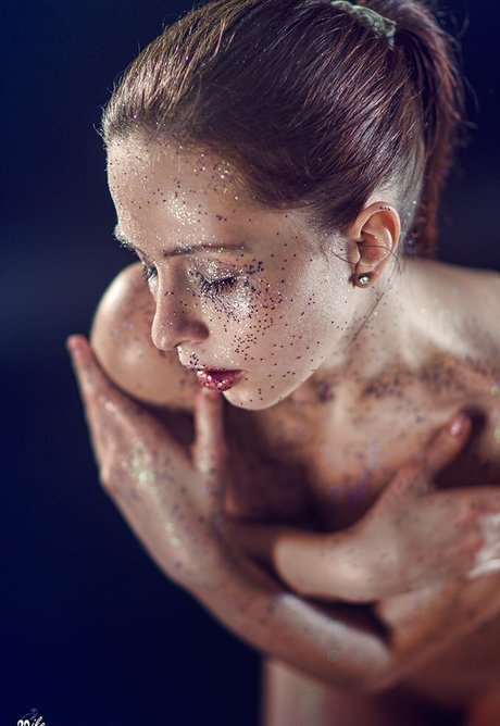 Alina Nesterova hd actress pics