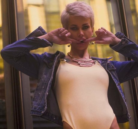 elenahug free pornstar photos