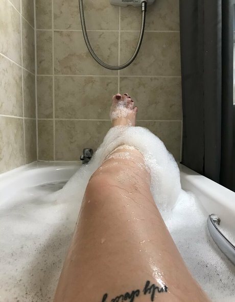 itsdollyxxx free pornstar photo