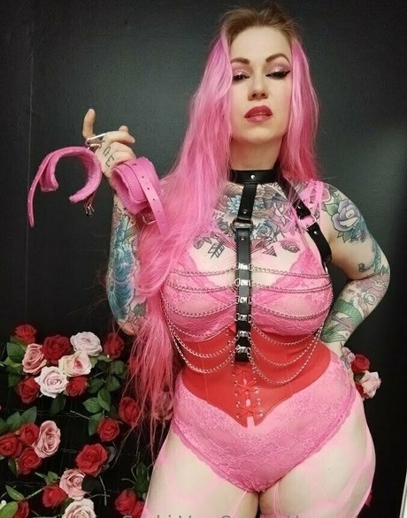 mistress suski model sex pictures