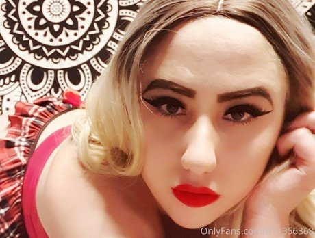 gothickitti star exclusive gallery