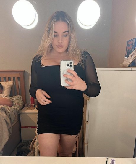 emss x art model pics