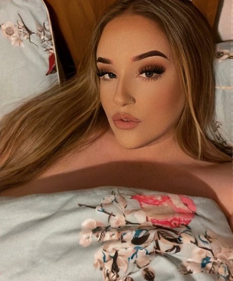 emss x hot star picture