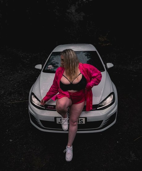 emss x porn model picture