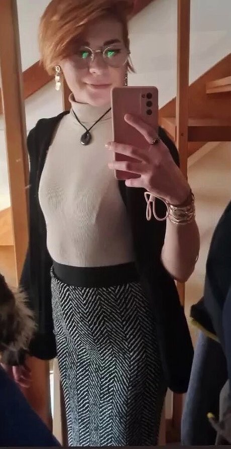 Caroline Haas sexy actress gallery