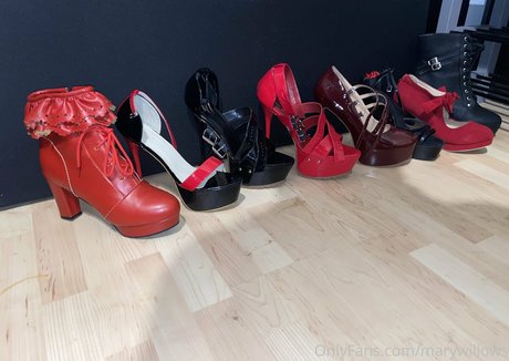 marywillows adult actress pictures