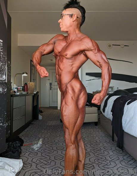 Angela Yeo xxx actress pic