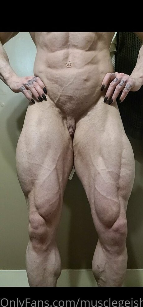 Angela Yeo model high quality pictures