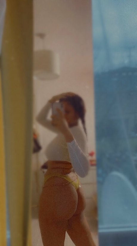 lilacaramel pornstar galleries