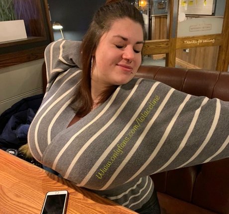 lolaceline star high quality image