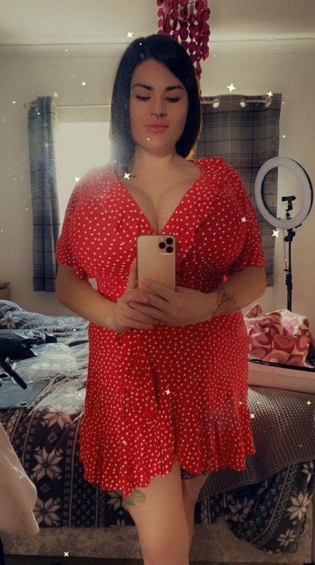 lolaceline erotic actress galleries