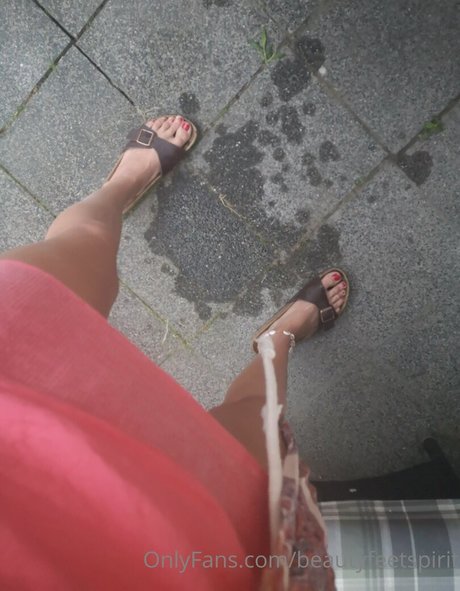 polyamorefeet hot pornstar gallery