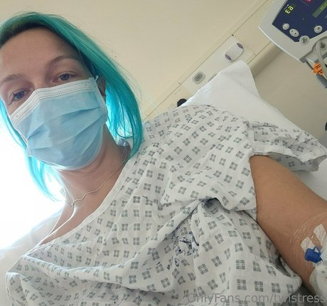 twistress pornstar beautiful img