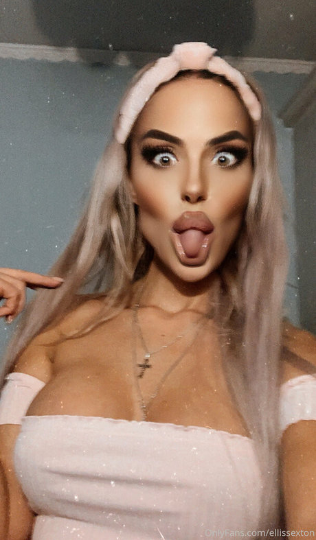 ellissexton hd model pic