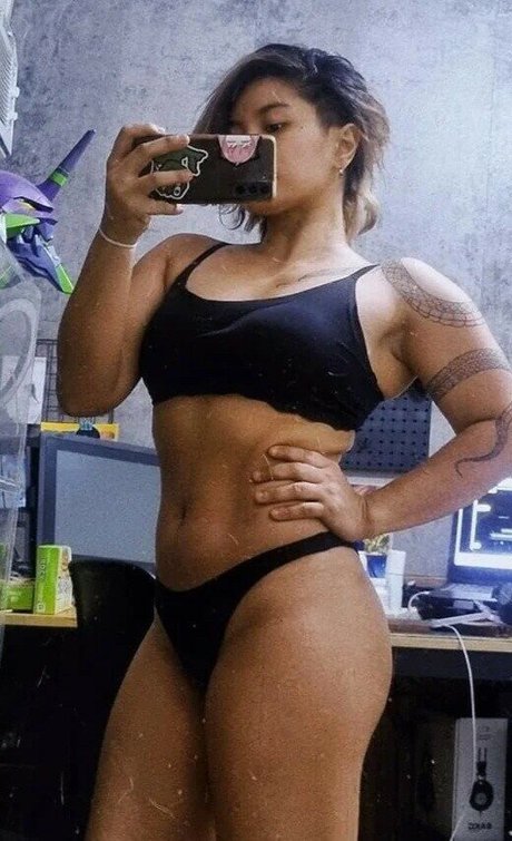 Nyaaaaati sexy star photos