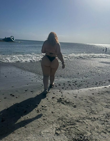 curvycoochie star nudes images