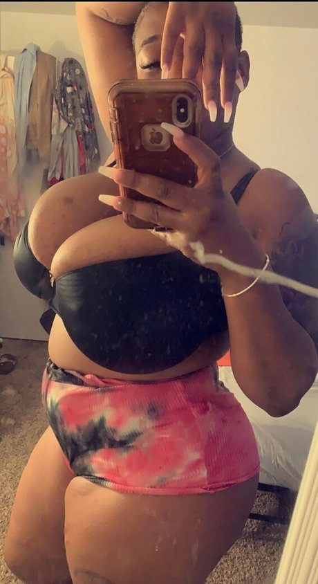 ChellMzDonald pornstar exclusive galleries