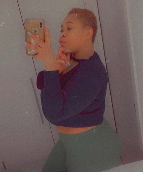 ChellMzDonald model beautiful images