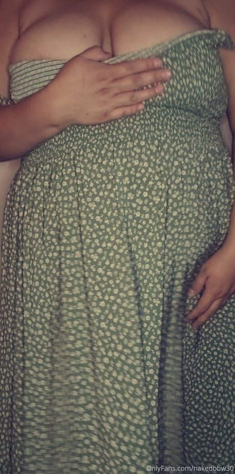 nakedbbw30 naked model img