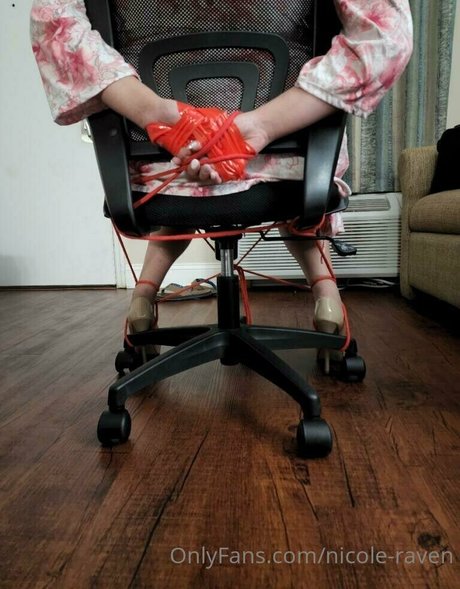 nicole raven erotic star gallery