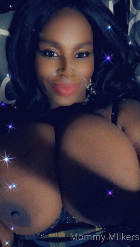 gothicblackfairy model porn pic