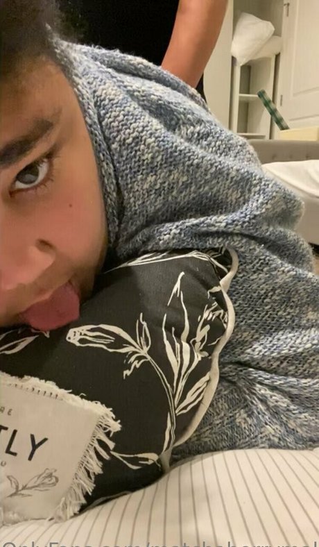 matchaberrymako model top photo