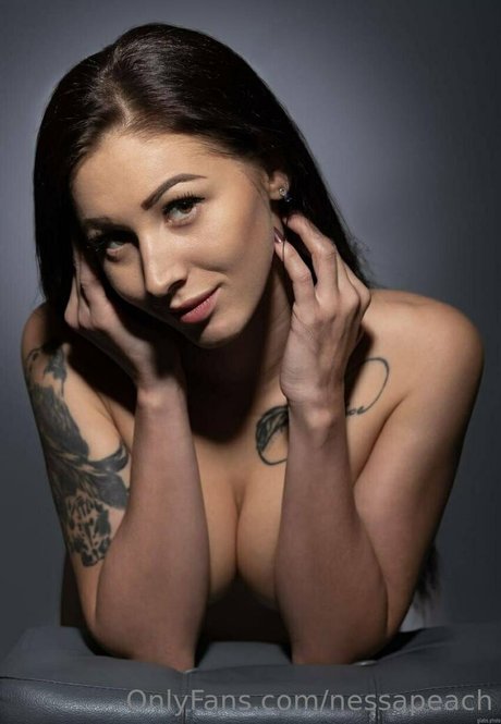 nessapeach star nude pics