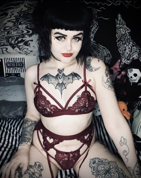 diilestrange star pornographic pics