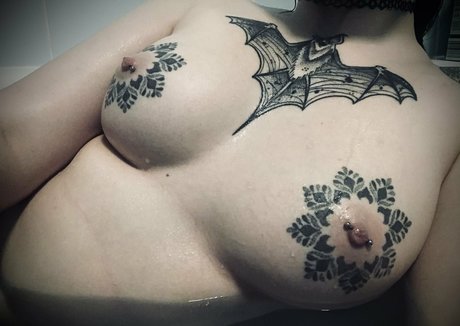 diilestrange exclusive actress gallery