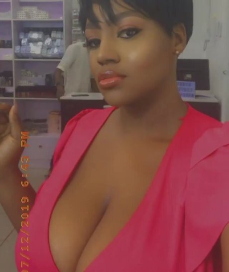 Mimilicious Mimi nice star pic