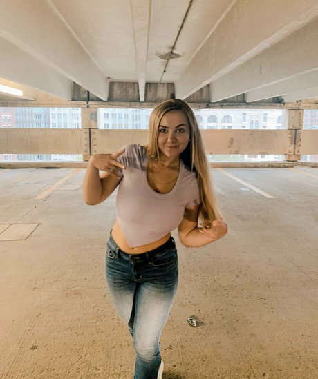 Marina Brooks adult actress picture