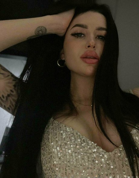 honeyaly adult star galleries