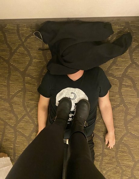 leatherhoe666 sexy star pics