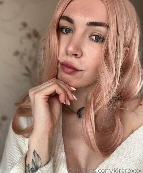 kiraroxxx adult model galleries