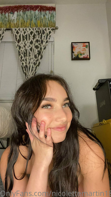 nicolettemartin18 pornstar hot gallery