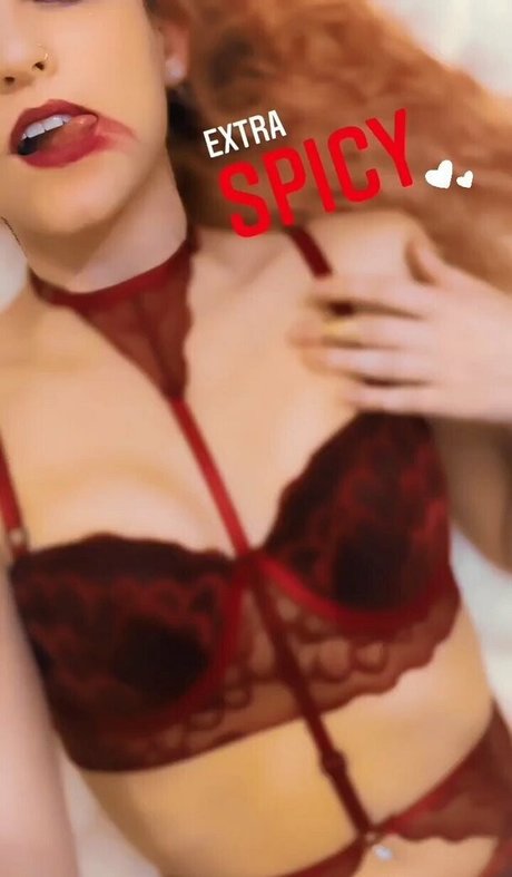 spicywookiee hd actress pics