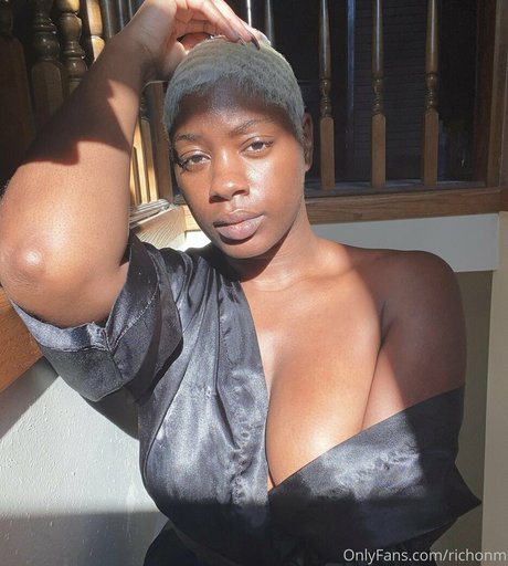 richonm model perfect pic