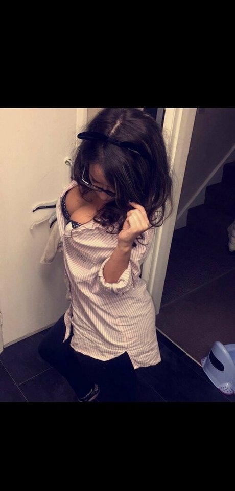 lisadoll5 hot star img