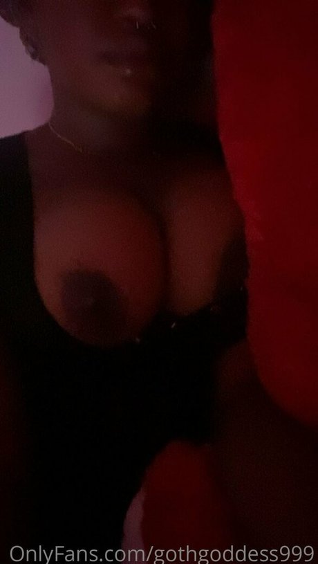 gothgoddess999 xxx model pictures