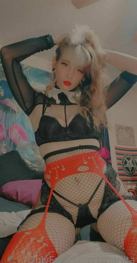 lunarlita adult model pic